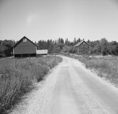 Bråneholm Södra Vi, eller mer troligt Gården "Gatan" i Gryssebo

Dok.110404/KG