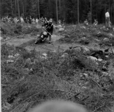 Motrorcrosstävling