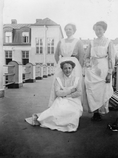 Minne från Sabbatsbergs sjukhus den 25/4 1912, avskeds hippa

Dok.090629/SJ