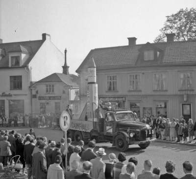 Barnens dag firande

Dok.111025/KG
