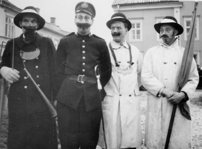 Vimmerby Brandkår 50 år. Nr 1. från höger Torvald Larsson. 