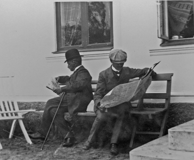 Bokhandlare Halldén 