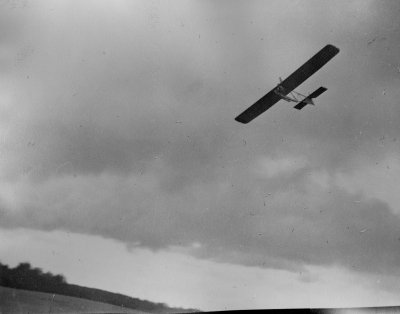 Flygklubbens glidflygplan.  