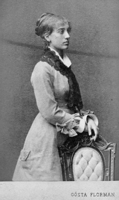 With best love Anna from M. S. 

Miss M. Storrow