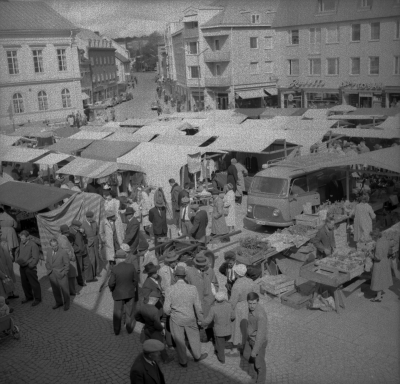 ?
- marknadsdag -

Dok.110401/KG