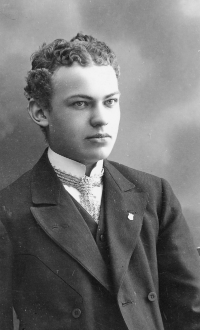 Anton Berglund, Vimmerby Sparbank. Född 9-12-1894 död11-2-1968.     