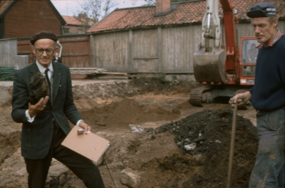 Arkeolog 
Grävningsarbete 

090408/KG