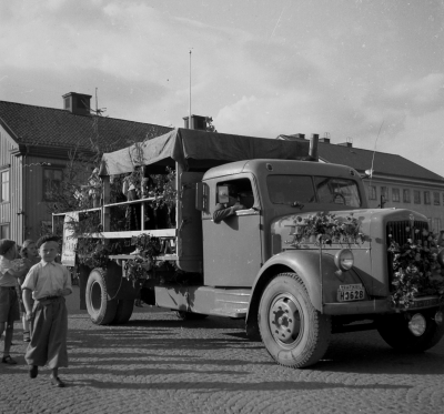 Barnens dag firande

Dok.111025/KG