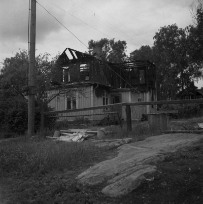 ?
Brandskadat hus


Dok.111027/KG
