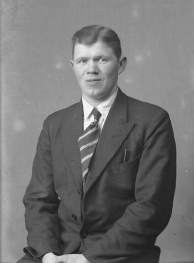 Hardy Isaksson



Dok.080602/RS