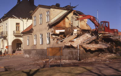 Rivningen av gamla biblioteket Storgatan / Drottninggatan

090401/KG