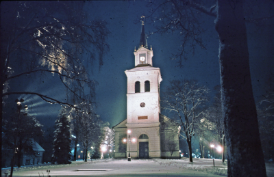 Stad i ljus 
Kyrkan

090402/KG