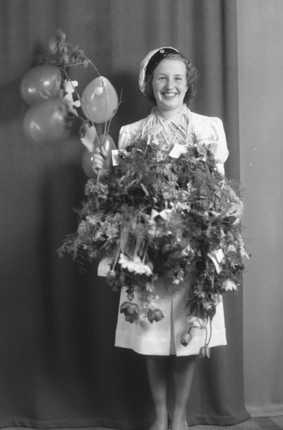 Dagmar Karlsson (realen)
gift Söderholm


Dok.080701/RS