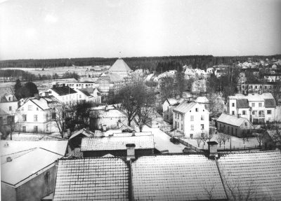 Vimmerby mot norr tagit från kyrktornet. Nederst gamla läroverkets tak 10-12-1956. T.E.