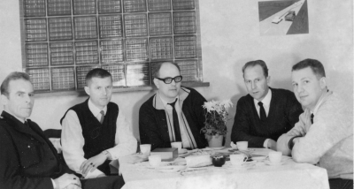 De nya ambulansförarna 1 april 1968.  Från vänster Birger Andersson, Bert Thörn, Nils Nicander, Karl-Erik Andersson, Axel Andersson. 
.