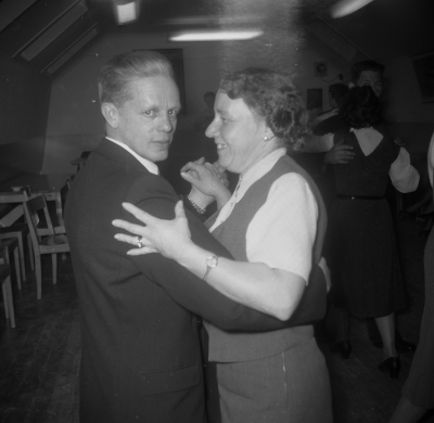 Erling Berggren med fru

Dok.111025/KG