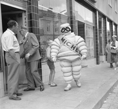 Michelin gör reklam

Dok.111020/KG