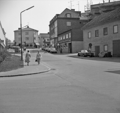 Rönnbärsgatan

Dok.110217/KG