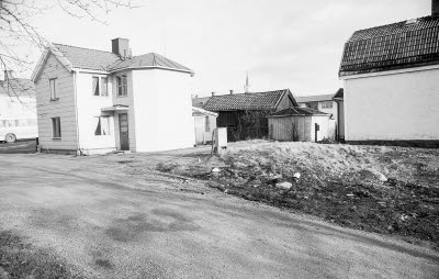 Hus vid gamla busstation Kyrkogårdsgatan

090423/KG