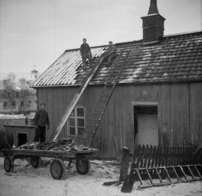 Rönnbärsgatan och Malmen

Dok.110217/KG

"Kilströmska" huset vid Rönnbärsgatan rivs i slutet på 1950-talet. T.E.
