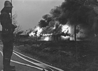 Näs ladugård brännes ned 1 april 1971. Sista arrendator var Riksdagsmannen och författaren Gunnar Eriksson (1885-1965) före honom fader och farfar. 