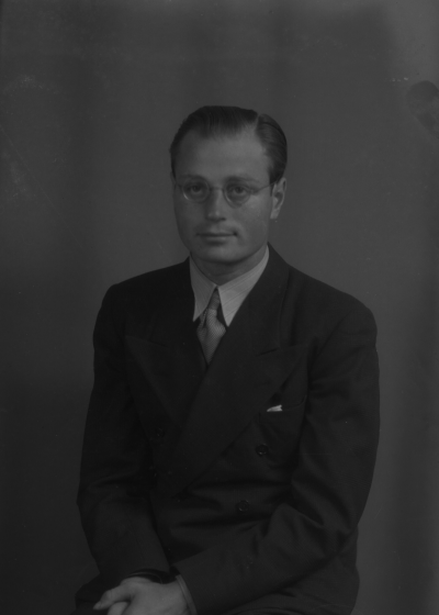 Alvar Vikefeldt



Dok.080215/RS