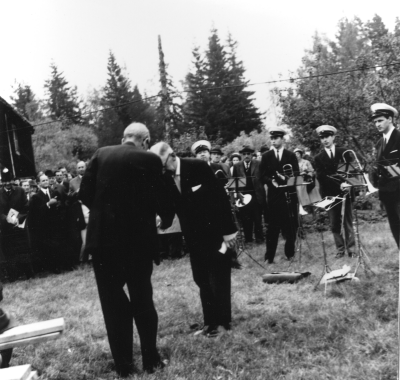 Invigningen Ösjöfors handpappersbruk, Rumskulla. 