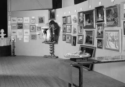 Hobbyutställning i Vimmerby

Dok.100601/KG