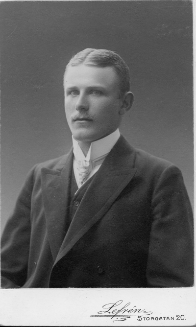 Officer Axel Eriksson