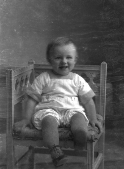 Gunnar Carlsson (gosse)



Dok.080515/RS