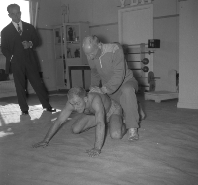 Brottning

Dok.110616/KG