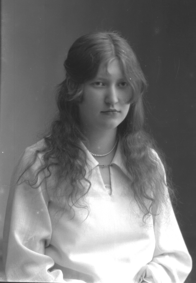 Karl Nilsson  (flicka) 
Älekulla



Dok.080515/RS