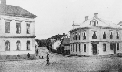 Ur "Hemmet" årgång 1904. Widéns ateljé (brann 1929). 