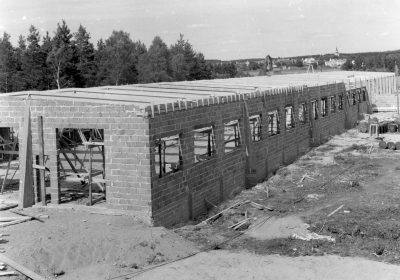 Vimmerby Byggnadssnickerier Starfönster byggs

Dok.100527/KG

