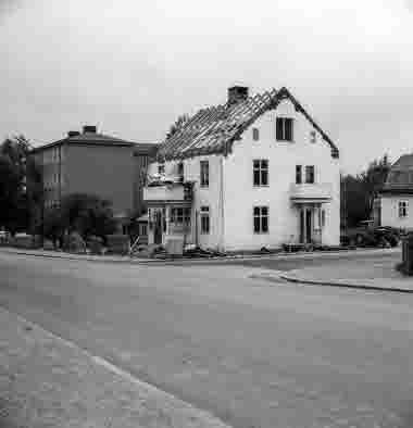 Barnbespisningen vid Astrid Lindgrens skola rivs
Fastigheten Lundagård på Kungsgatan strax ovanför AL skolan. Huset innehöll skolans matbespisning.
