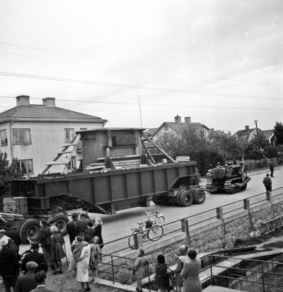 Elverket
Transformator ( 50 ton )  transporteras genom Vimmerby

Dok.110525/KG