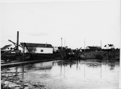 Fanérfabriken Vimmerby  "Lergropen" där fabriken hade sina stockar i blöt. 