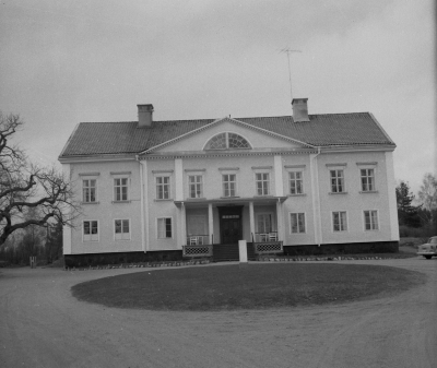 Storebro herrgård

Dok.110228/KG