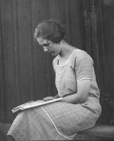 Iris Lindberg f. 1904-1998         U.F.