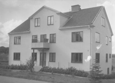 Jansson bygg
Fastigheten Linnäs på Prästgårdsgatan 11. Huset byggdes av köpmannen Per Johan Andersson 1937


Dok.080619/RS