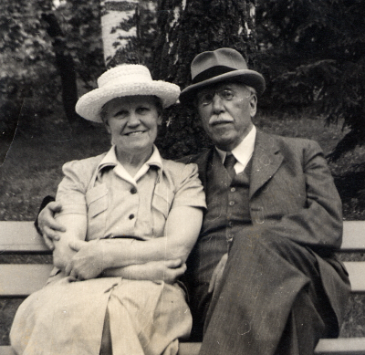 Olga och Emil Liedgren

Dok.090702/SJ