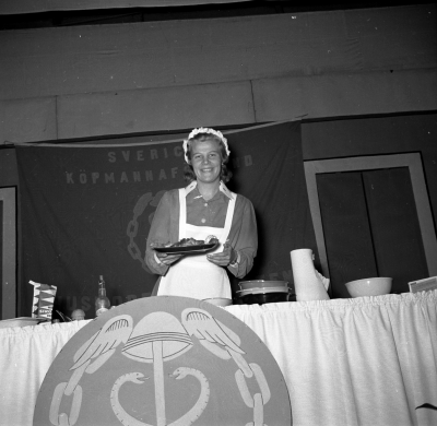 Köpmannaföreningen

Dok.110627/KG