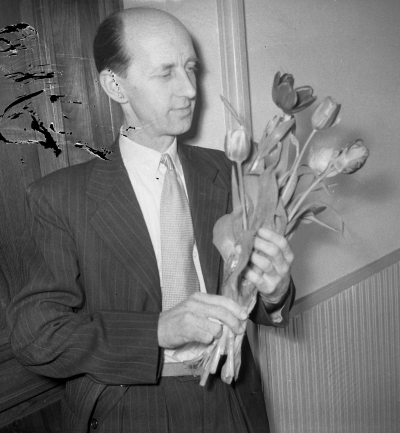 Folkhögskolan
Vaktmästare, Nils Johnsson

Dok.110222/KG