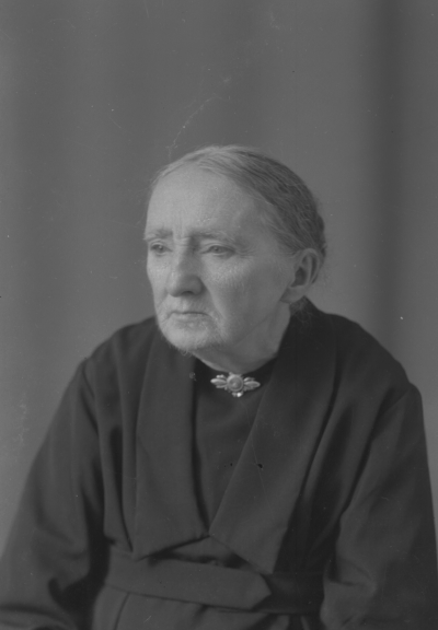 Fru Lindell



Dok.080602/RS