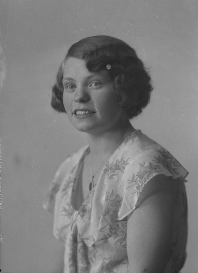 Fru Lindeborg



Dok.080602/RS