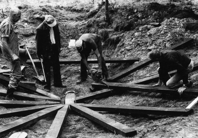 Tjärbränning vid Vagelhem Gullringen
september 1983