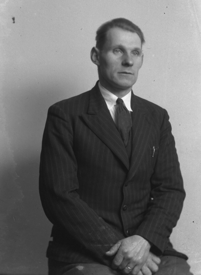 Ernst Karlsson



Dok.080407/RS