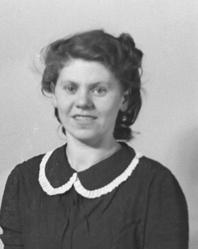 Elsa Karlsson, Hjärpkullen, Lindstorp



Dok.070906/RS