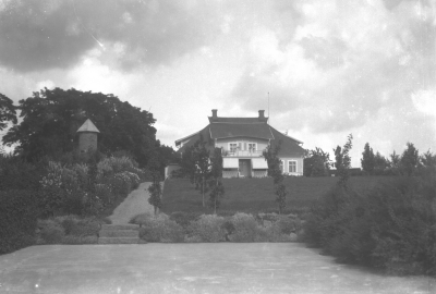 Bankdirektör Carlssons villa
Gissemåla. Fotot är taget från baksidan vid sjön Gissen



Dok.080602/RS