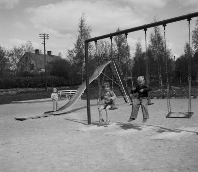 Kungsparken
- lekplats -

Dok.111103/KG